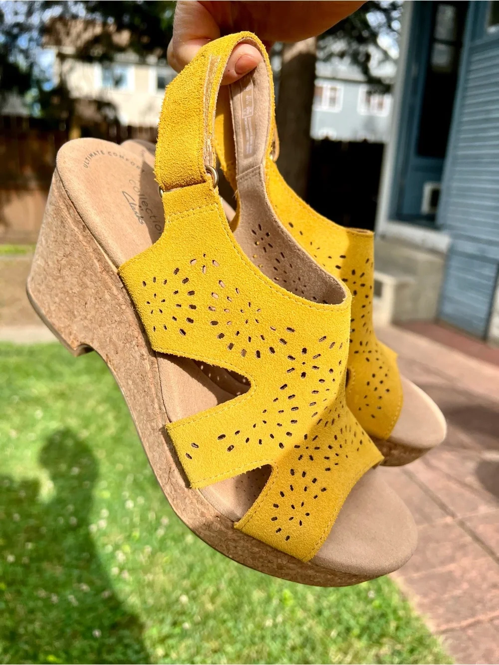 NWOB Gold Marigold Honey Yellow Clark’s Wedge Slingback Sandal 7.5 platform rare